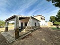 Magnífico campo con potencial de reforma en Almansa  in  Dream Villas Alicante