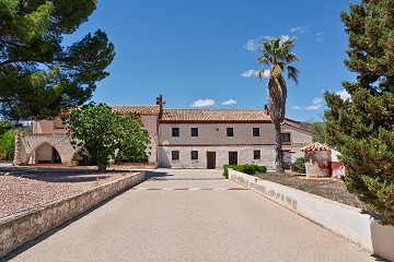 Traditionelles Bauernhaus mit 30 Schlafzimmern