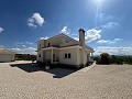 Storslået villa med 5 soveværelser og 4 badeværelser in  Dream Villas Alicante