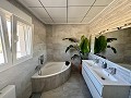 Storslået villa med 5 soveværelser og 4 badeværelser in  Dream Villas Alicante
