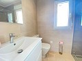 Belle villa presque neuve de 3 chambres in  Dream Villas Alicante